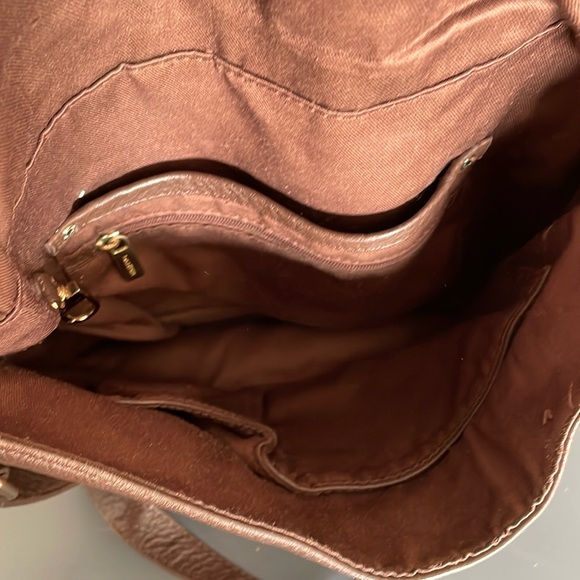 Danier leather Crossbody bag - Picture 6 of 8